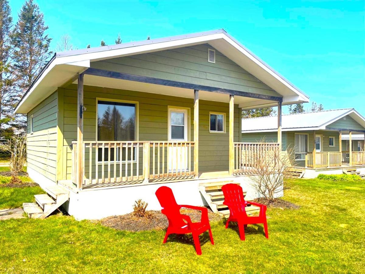 Fiddlers Green Country Cottages Бракли Бийч Екстериор снимка