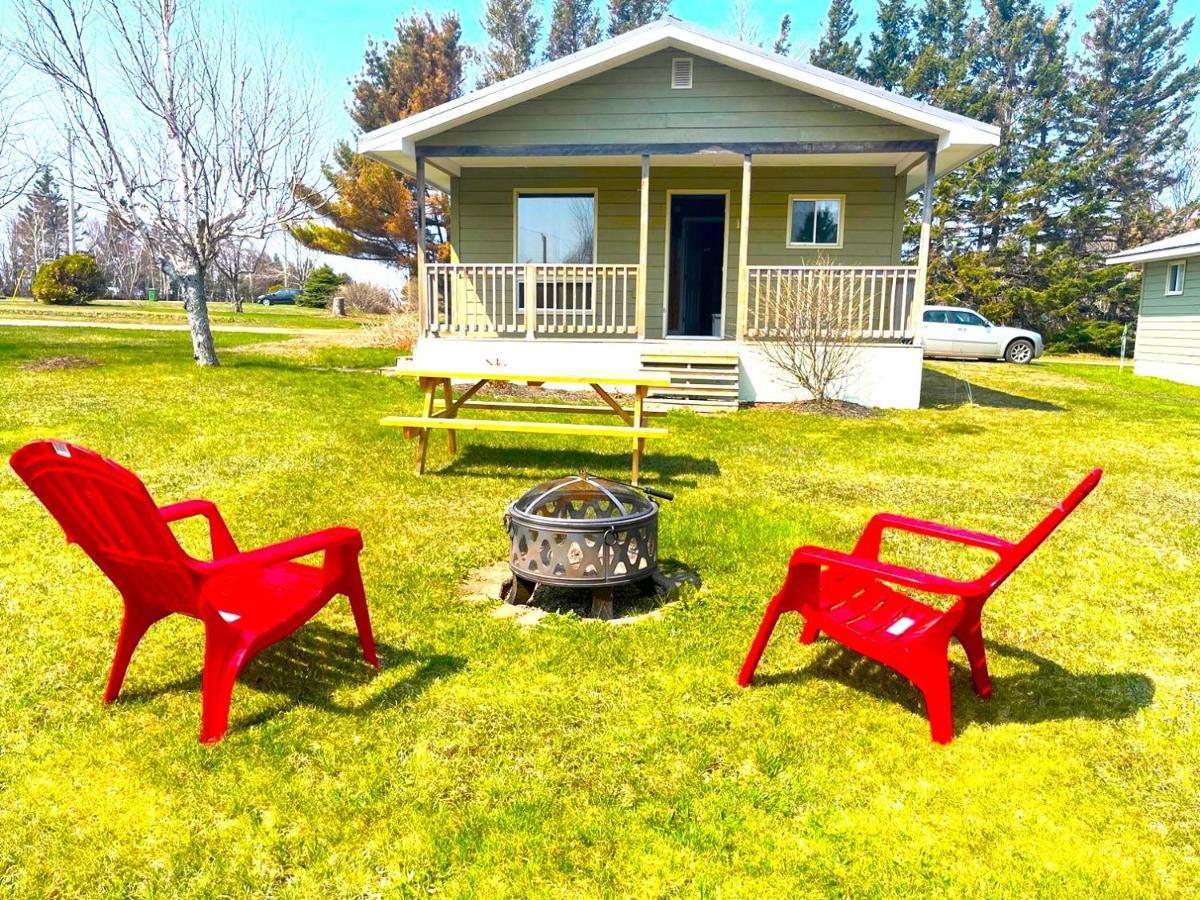 Fiddlers Green Country Cottages Бракли Бийч Екстериор снимка