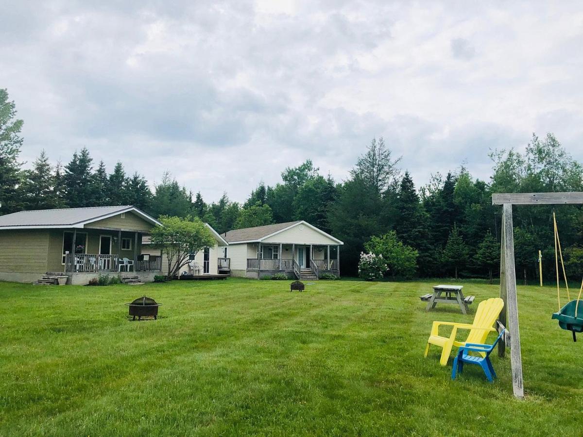 Fiddlers Green Country Cottages Бракли Бийч Екстериор снимка