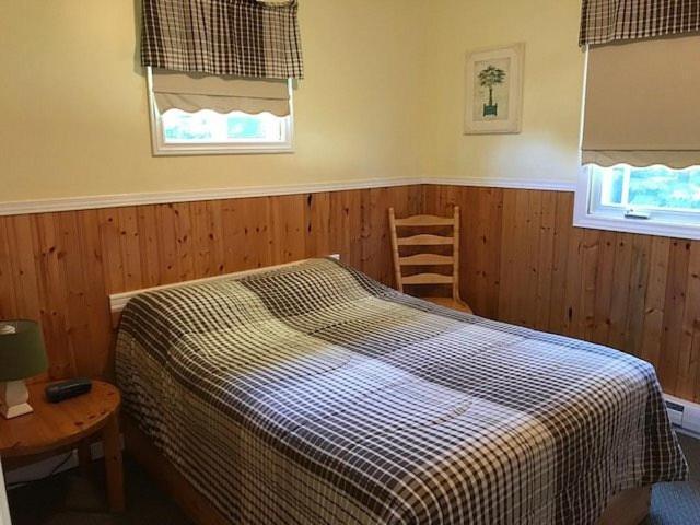 Fiddlers Green Country Cottages Бракли Бийч Екстериор снимка
